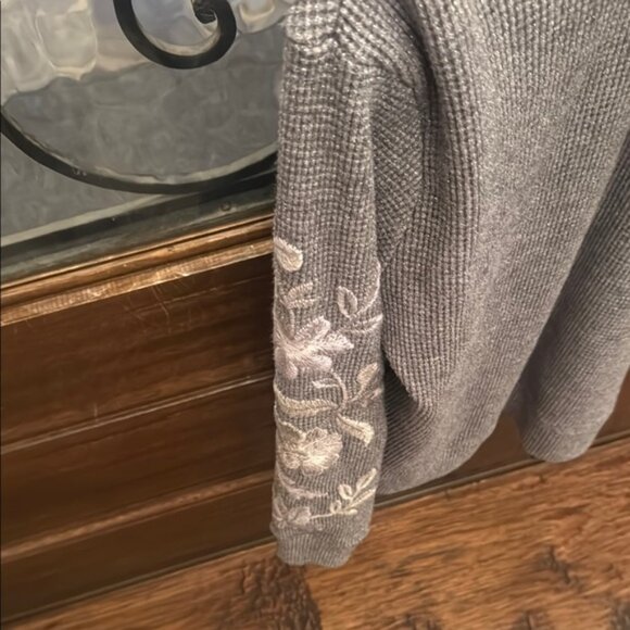 Johnny Was June Metallic Thermal Hoodie - Picture 5 of 9